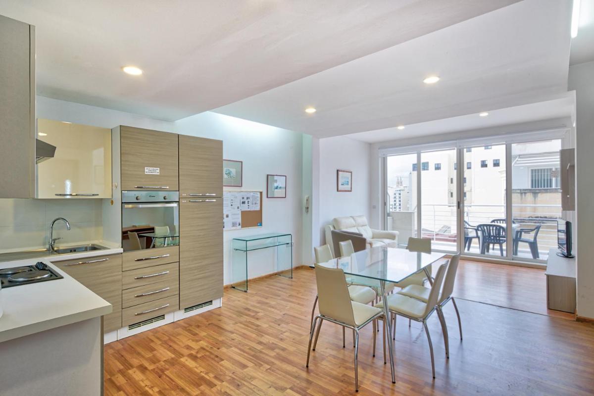 Sant Antnin Penthouse - Housity