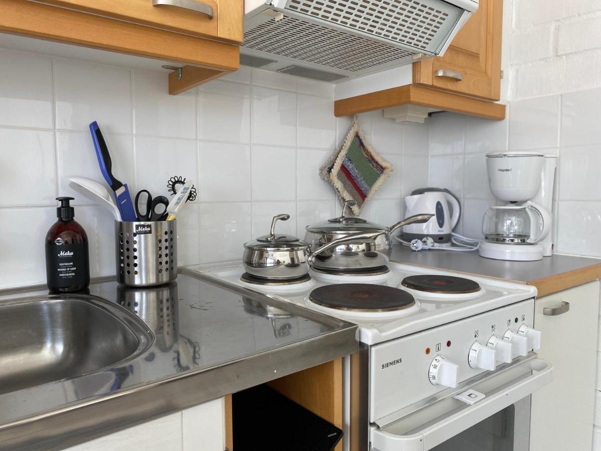 Viihtyisä kolmio järven rannalla - Housity