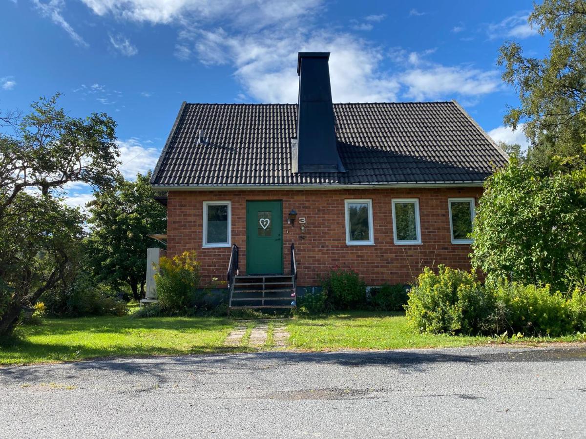 Annikas Guest House with Sauna and Kamin at Höga Kusten - Housity