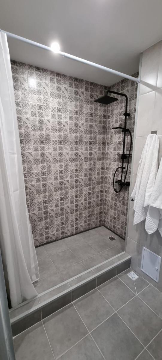 Apartament L & L - Housity