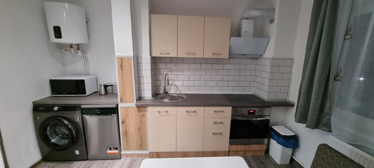 Apartament L & L - Hizvo