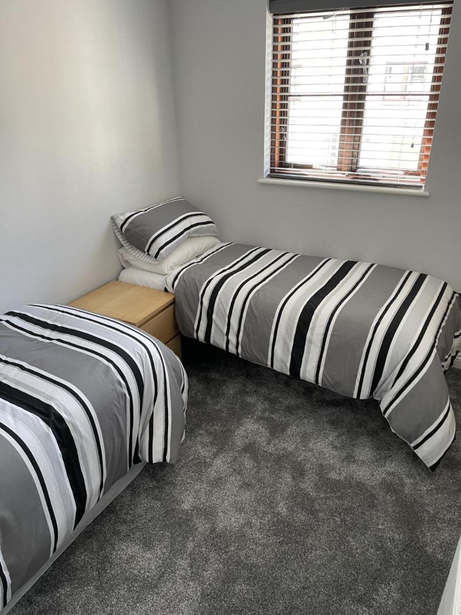 Burry Port Harbour Apartment - Housity