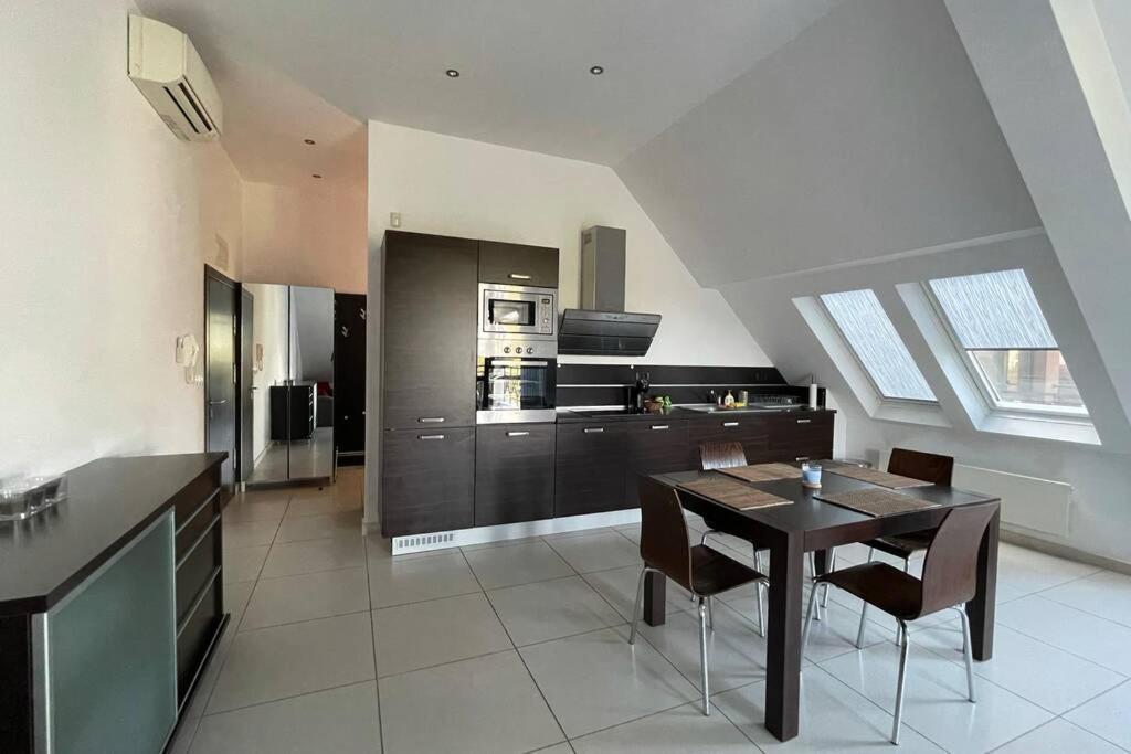 Suitetrails - 2 bedroom apartment close to the shore