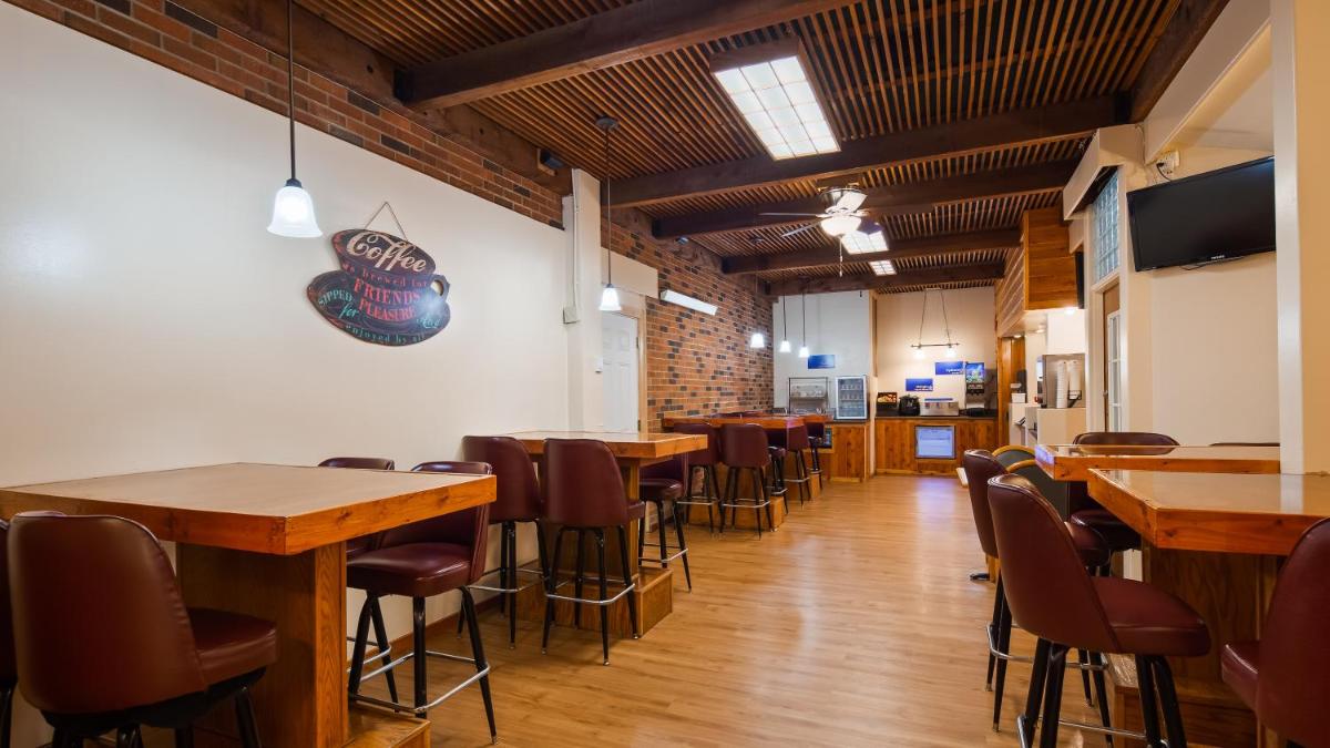 Sturgis Lodge and Suites - Housity