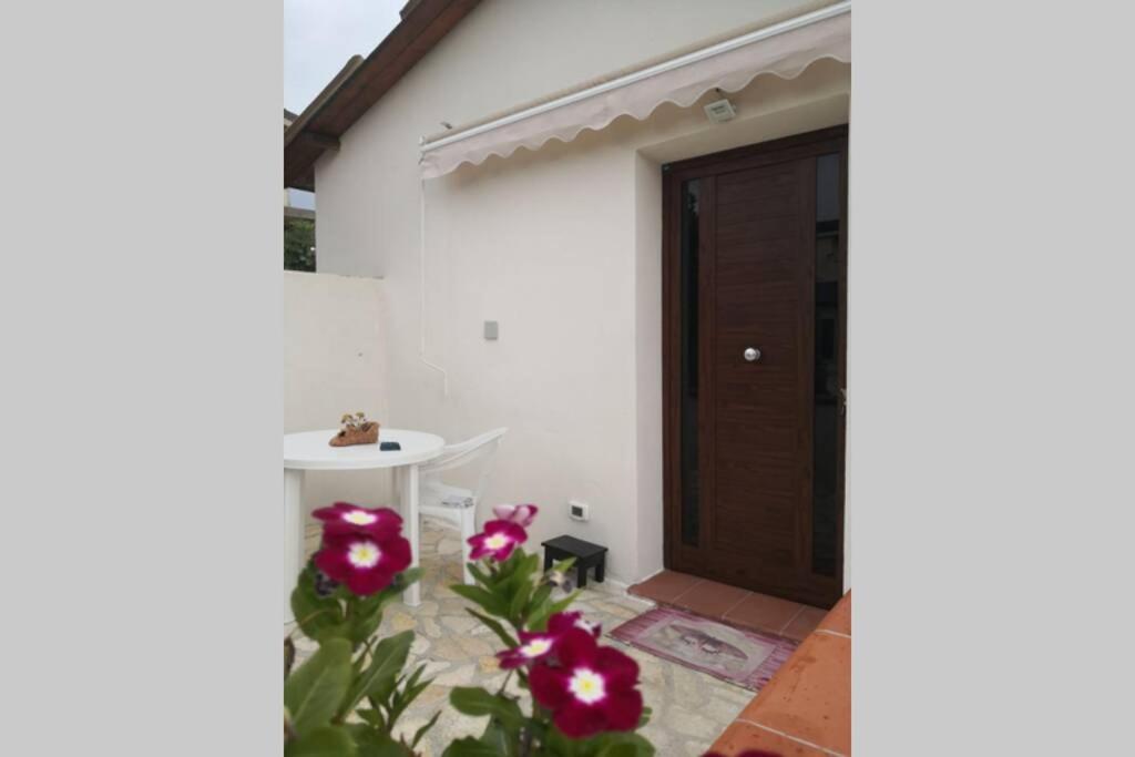 Calabria-VILLA FRANCA- AAUT Casa per Vacanze al mare- Privacy e tranquillità- - Housity
