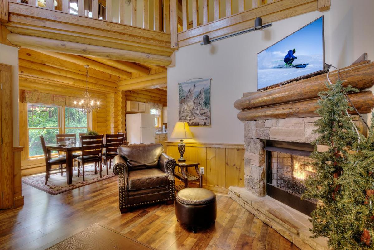 Great Wolf Cabin in Pigeon Forge! - Housity