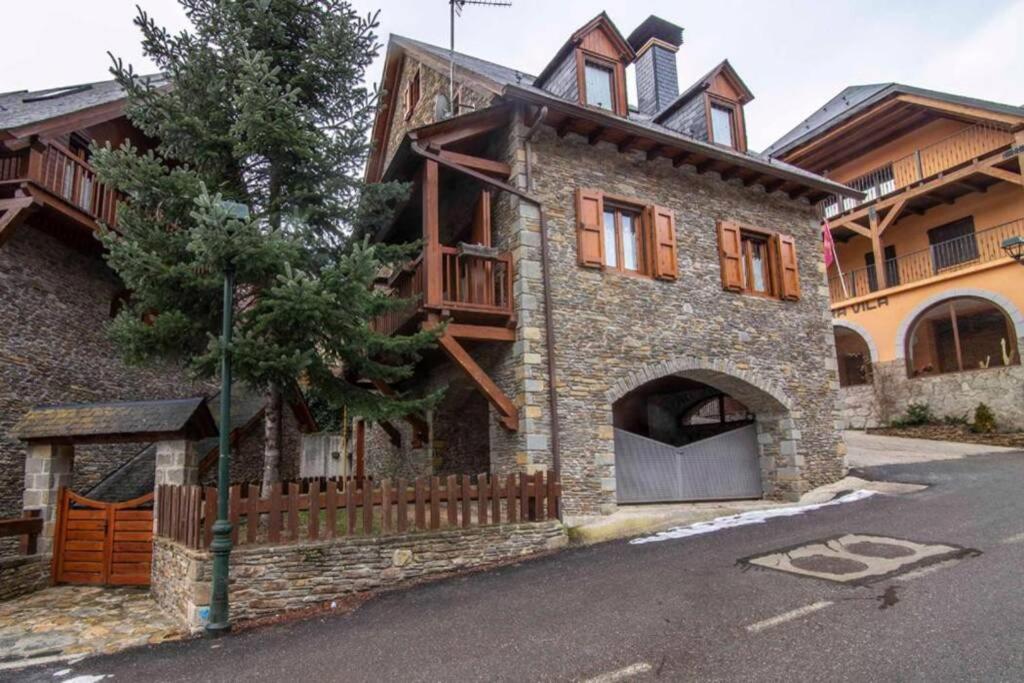 Lovely Mountains House - Housity