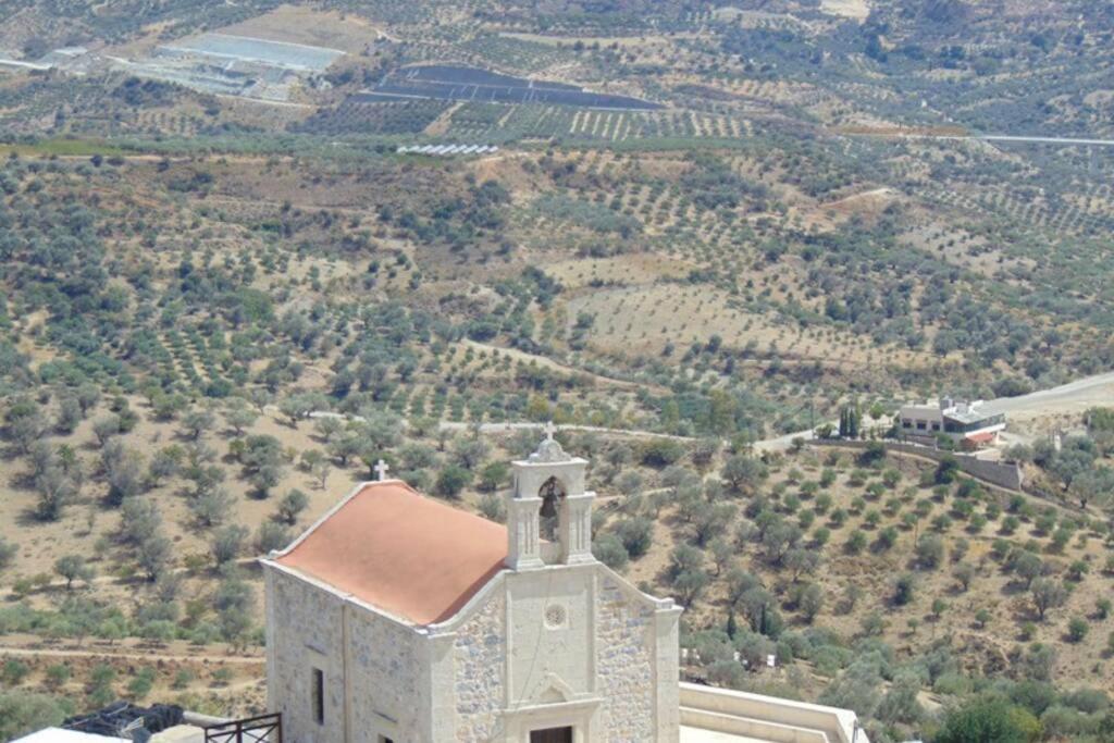 Villa Strata (a path to Psiloritis mountain) - Housity