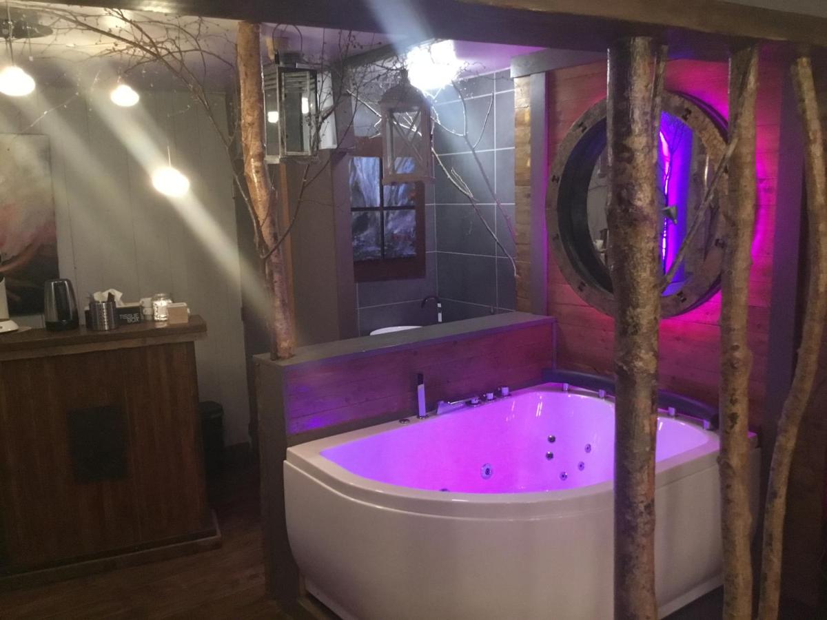 Gîte Spa & campagne - Chambres avec jacuzzi balnéo Verviers Liege - Housity