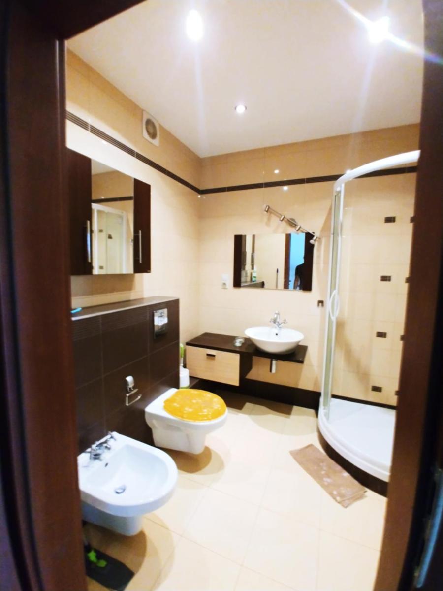 APARTAMENT WILANÓW - SARMACKA 1B - Housity
