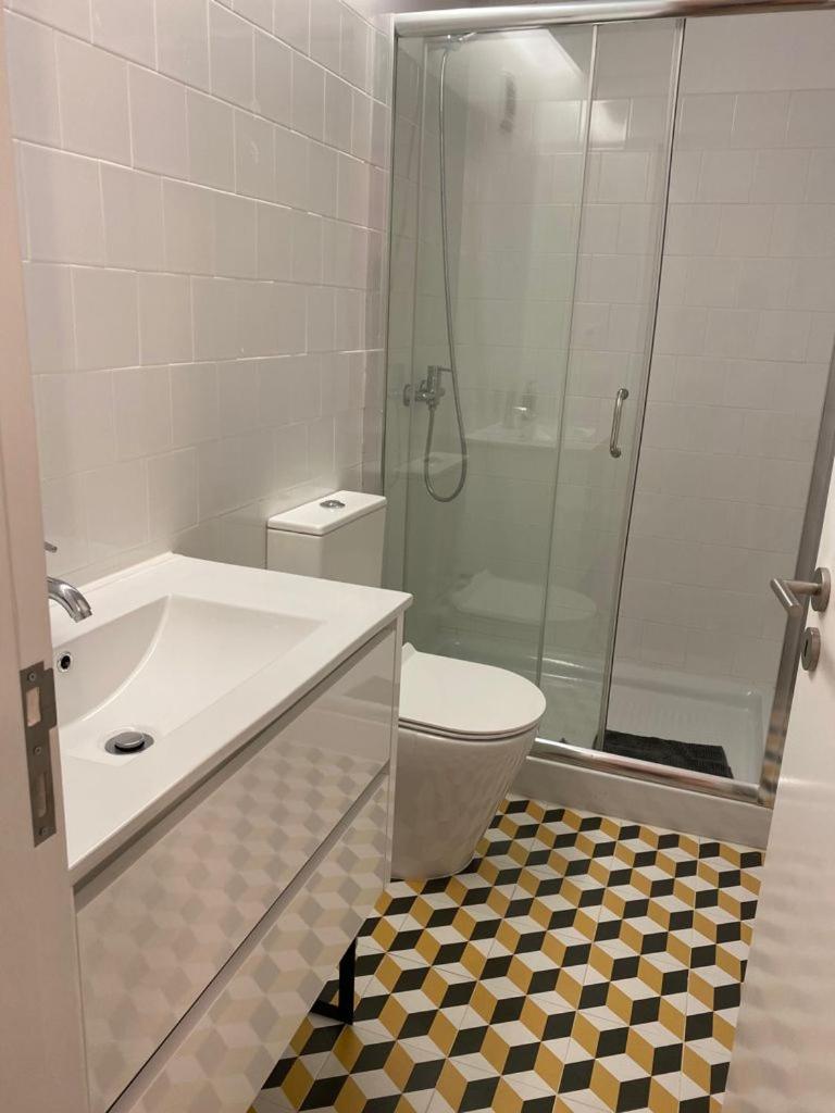 Quiet Apartment with Terrace in the Heart of Porto by Great&Cosy - Housity