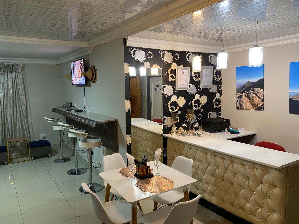 Empire Guesthouse - Housity