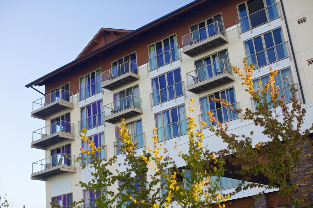 Swinomish Casino & Lodge - Housity