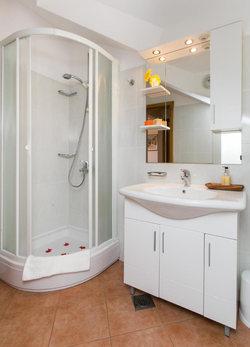 Suitetrails - Apartments Miramare & Campara