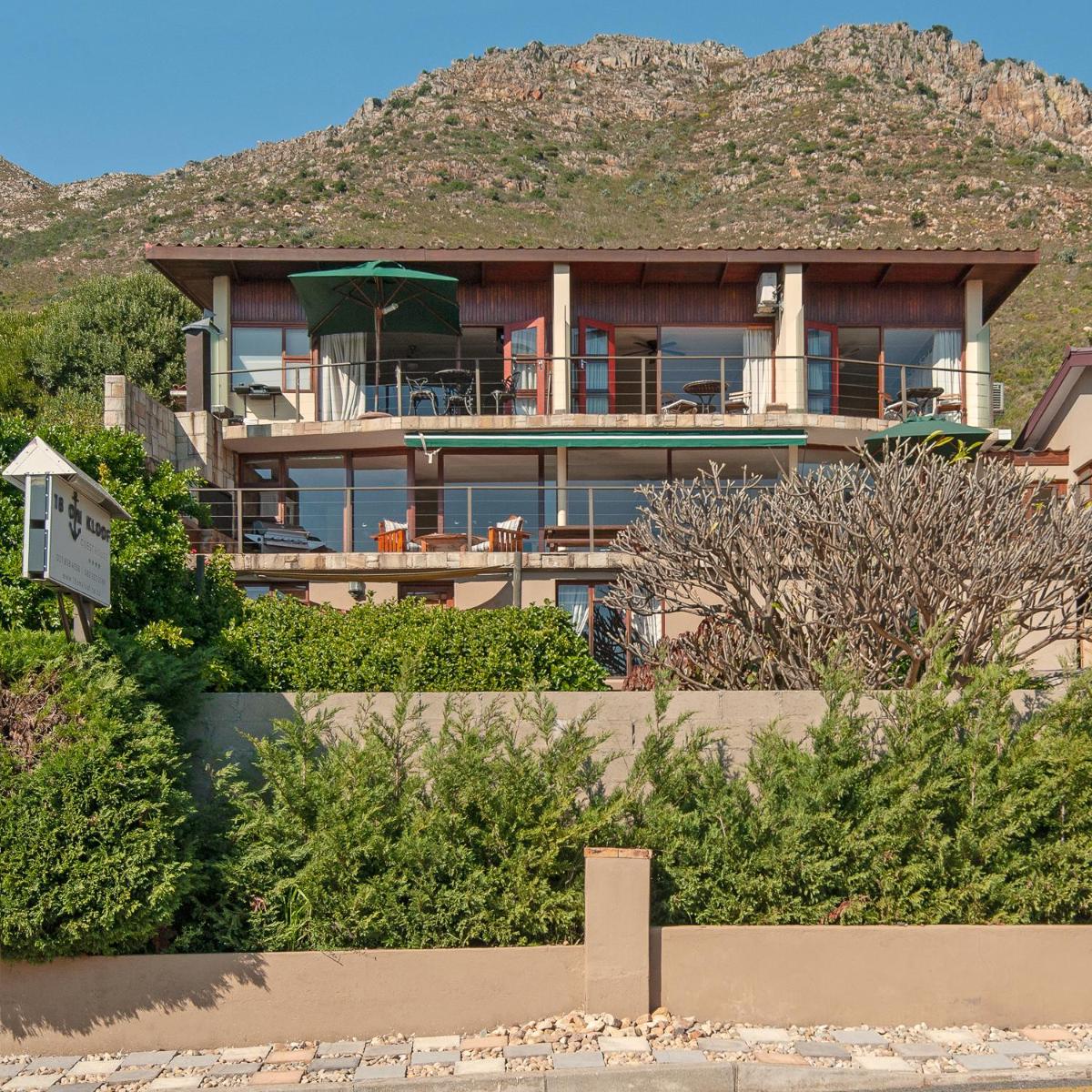 18 On Kloof Guest House - Housity