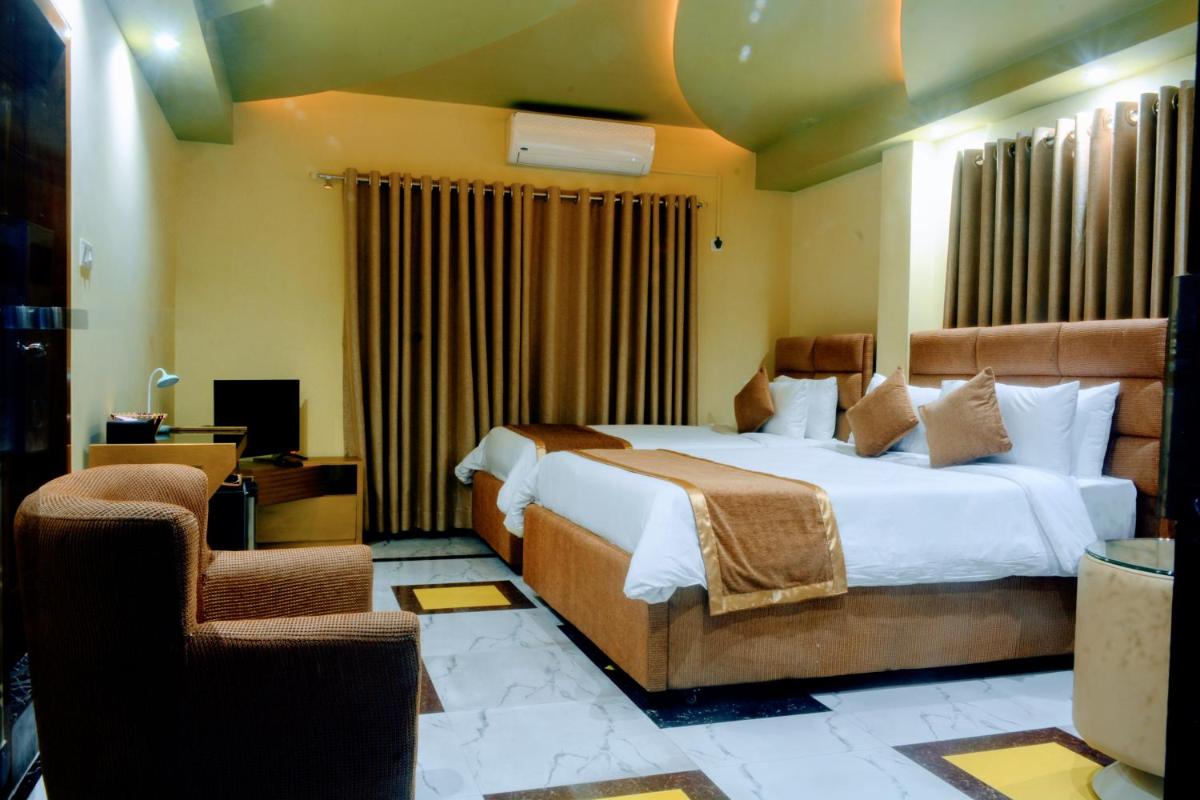 SkyFly Hotel & Restaurant - Housity