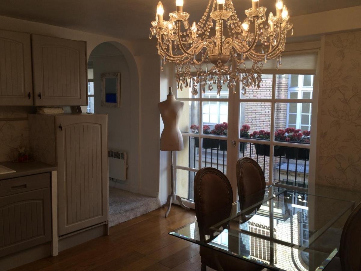 Suitetrails - Magnifique Appartement dans Hôtel Particulier Monument Historique