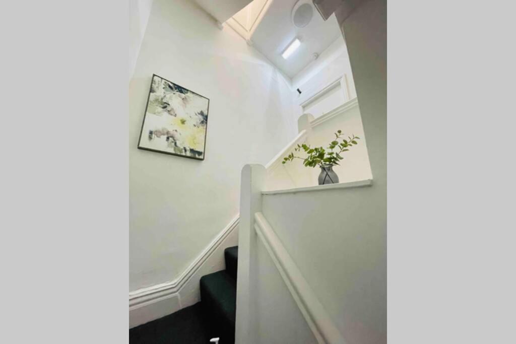 Avril Apartments by CityNest1 - Housity