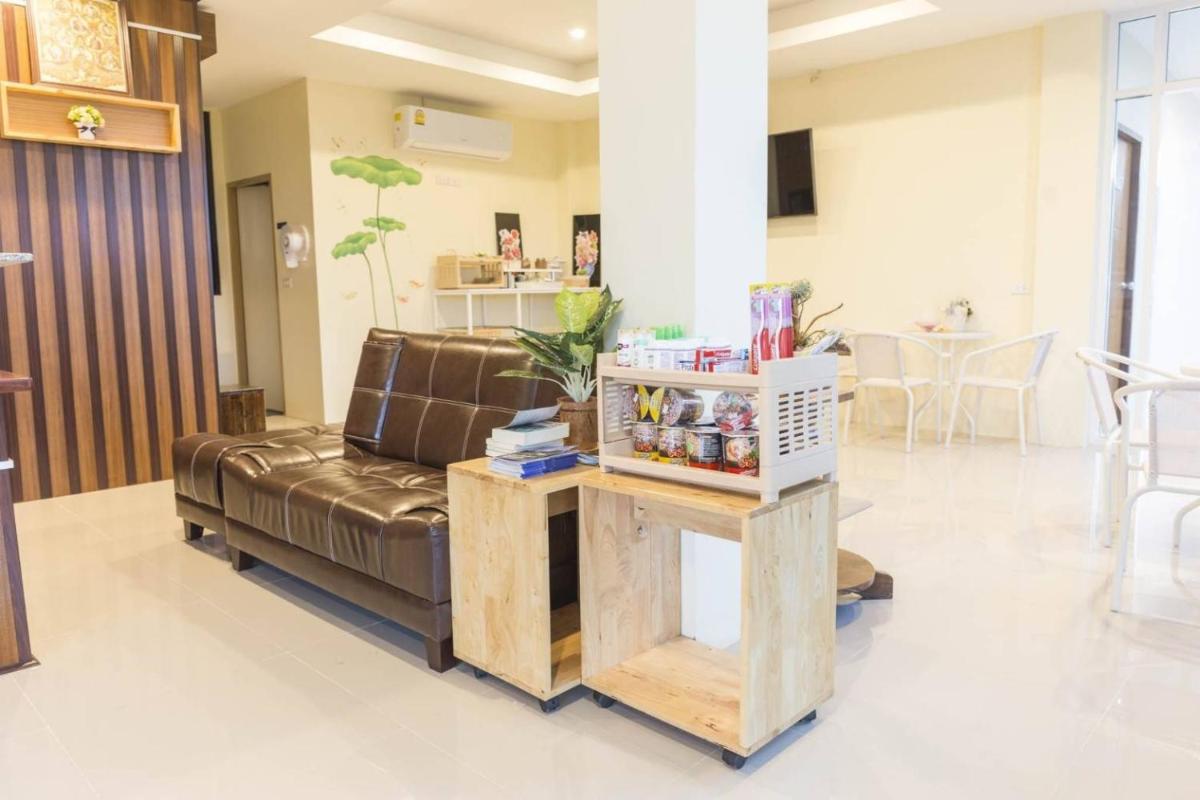 Yaibua Hotel - Housity
