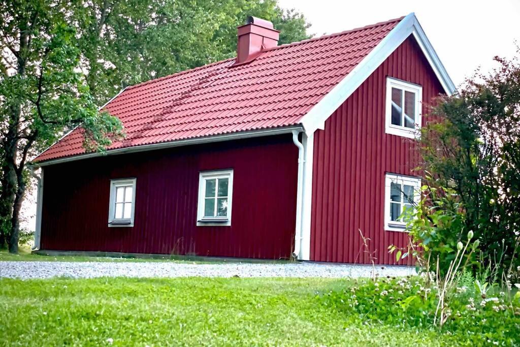 Eget hus med bra läge och toppstandard - Housity