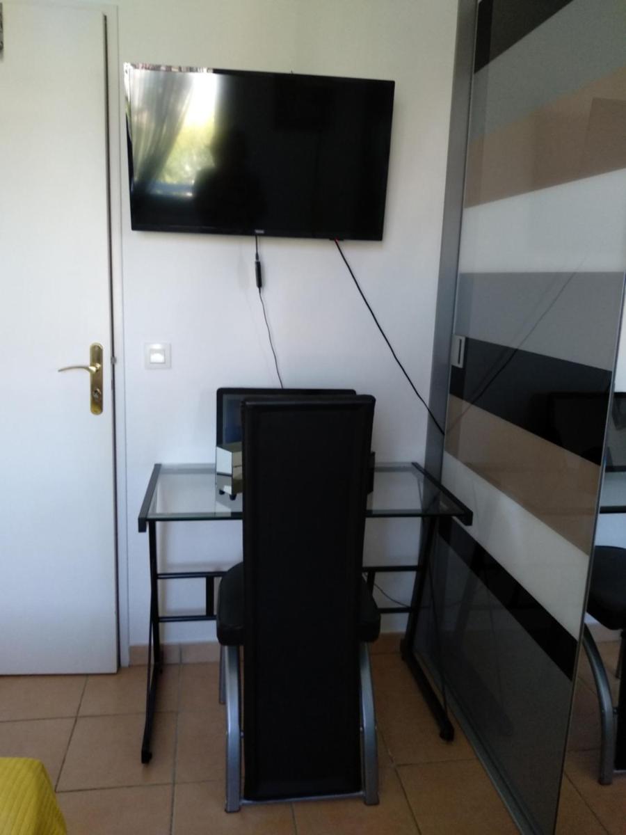 Petite Chambre Magnifique 1 personne - Housity