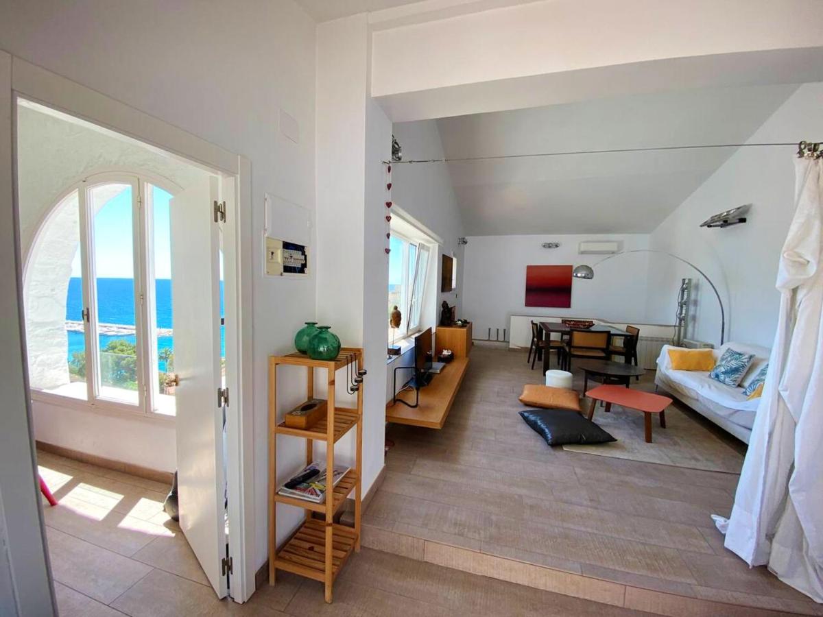2 bedrooms house at Alicante 100 m away from the beach with sea view and furnished terrace - Housity
