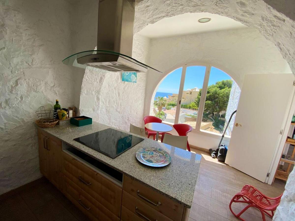 2 bedrooms house at Alicante 100 m away from the beach with sea view and furnished terrace - Housity