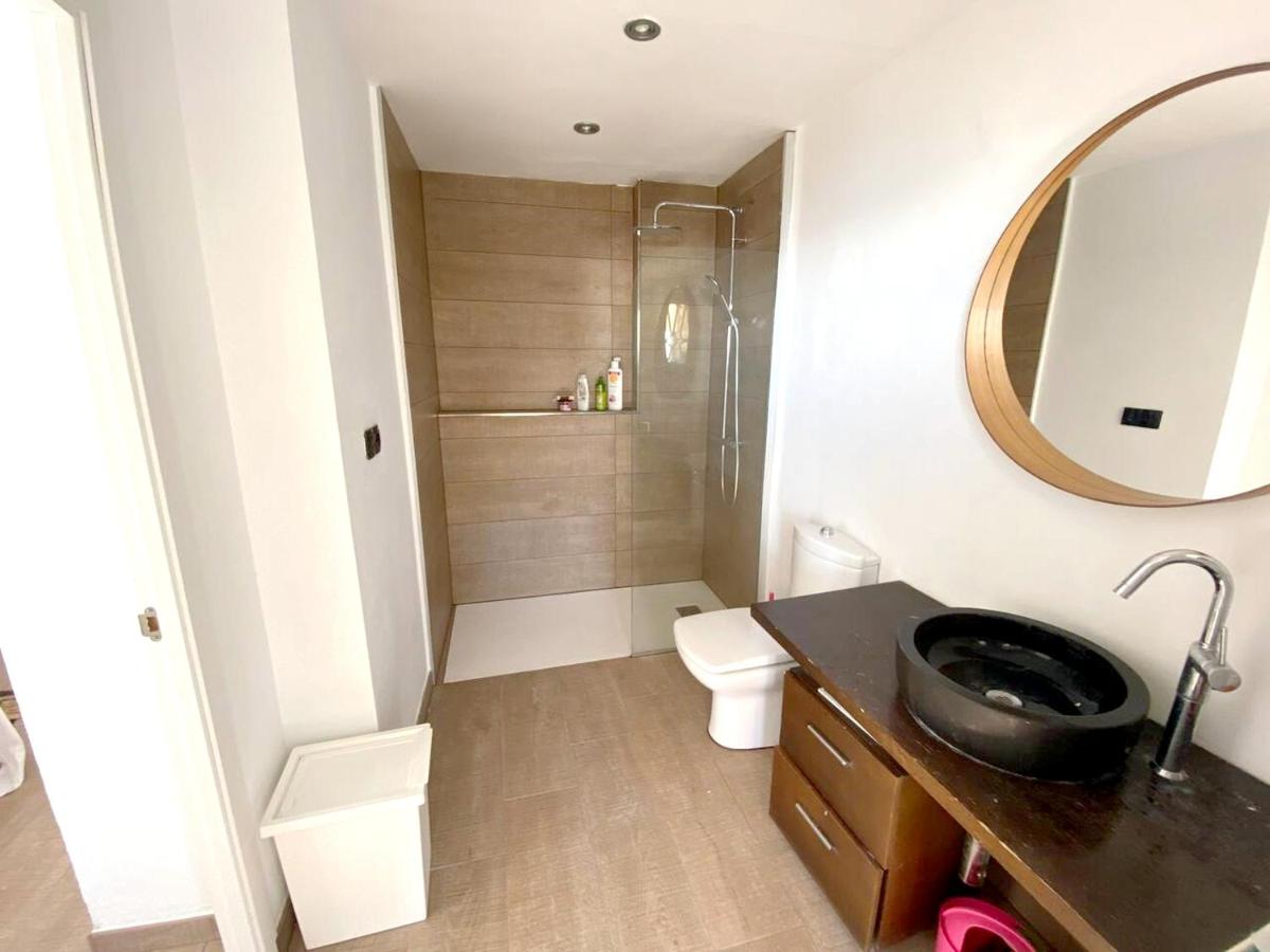 2 bedrooms house at Alicante 100 m away from the beach with sea view and furnished terrace - Housity