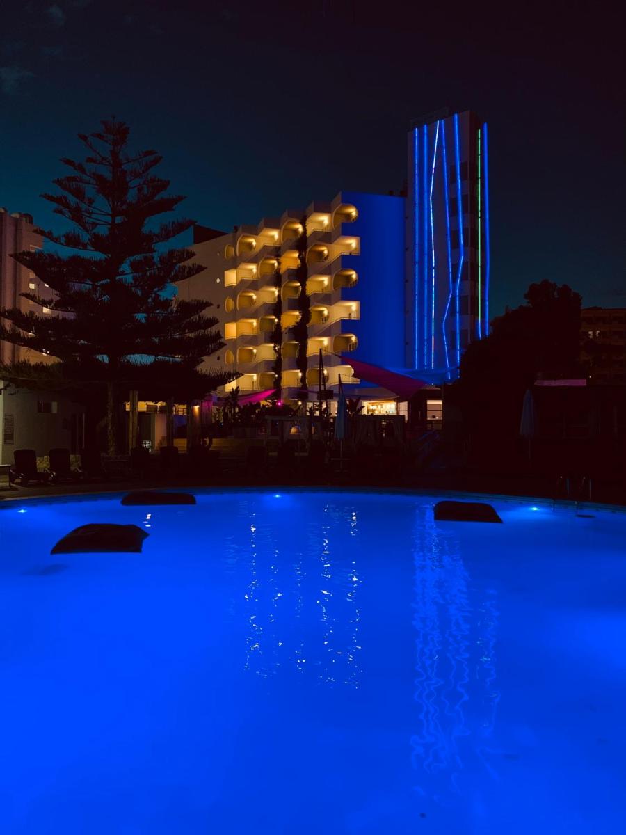 Piscina en o cerca de BG Pamplona