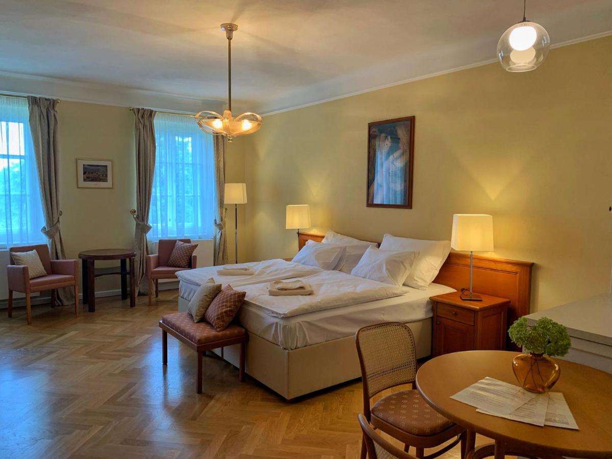 Penzion SECESE - Housity