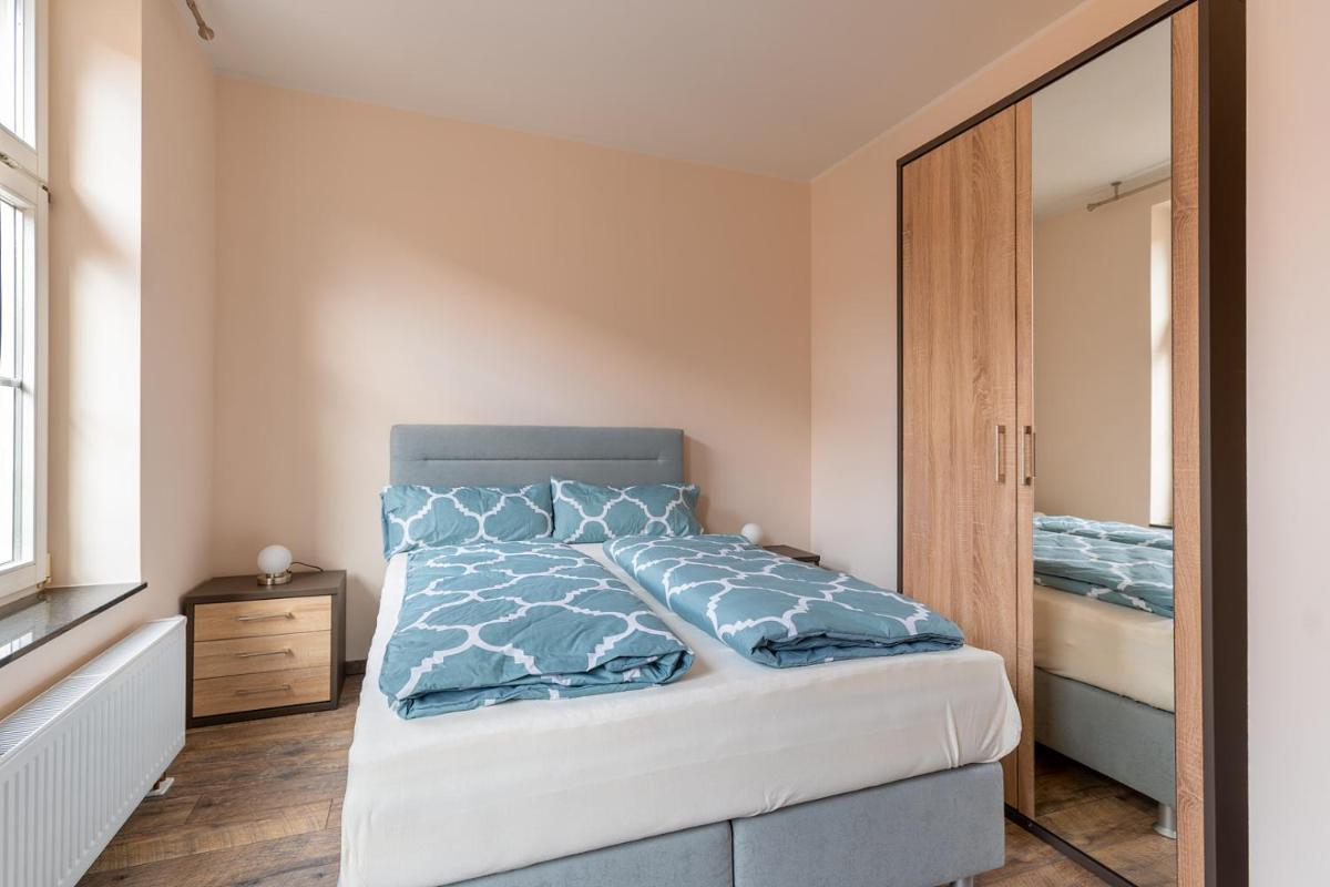 Ferienwohnungen Zum Römer - Housity