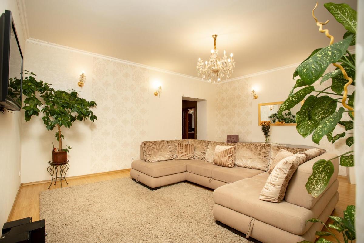 3 bedroom apartment town center - Housity