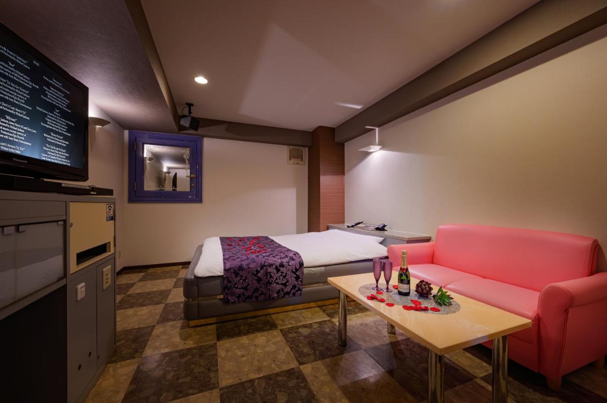Hotel trust win - Housity