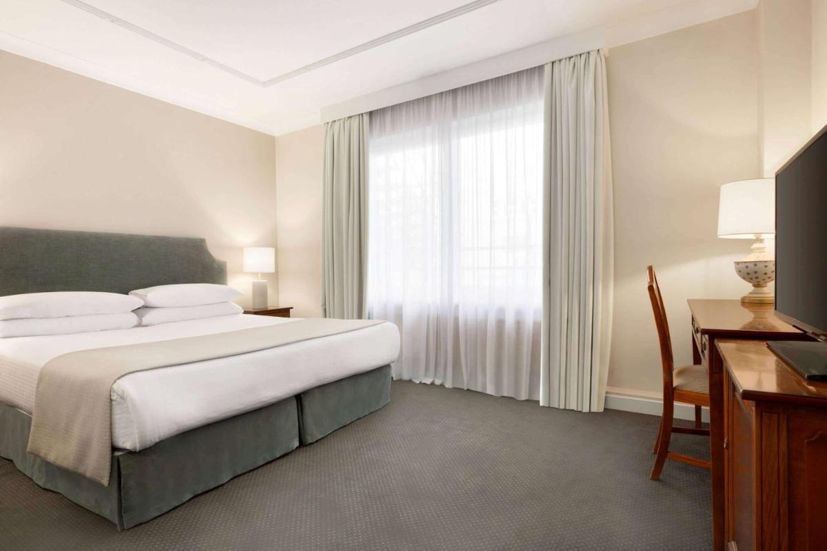 Hotel Avenue Louise Brussels Trademark Collection by Wyndham - Housity