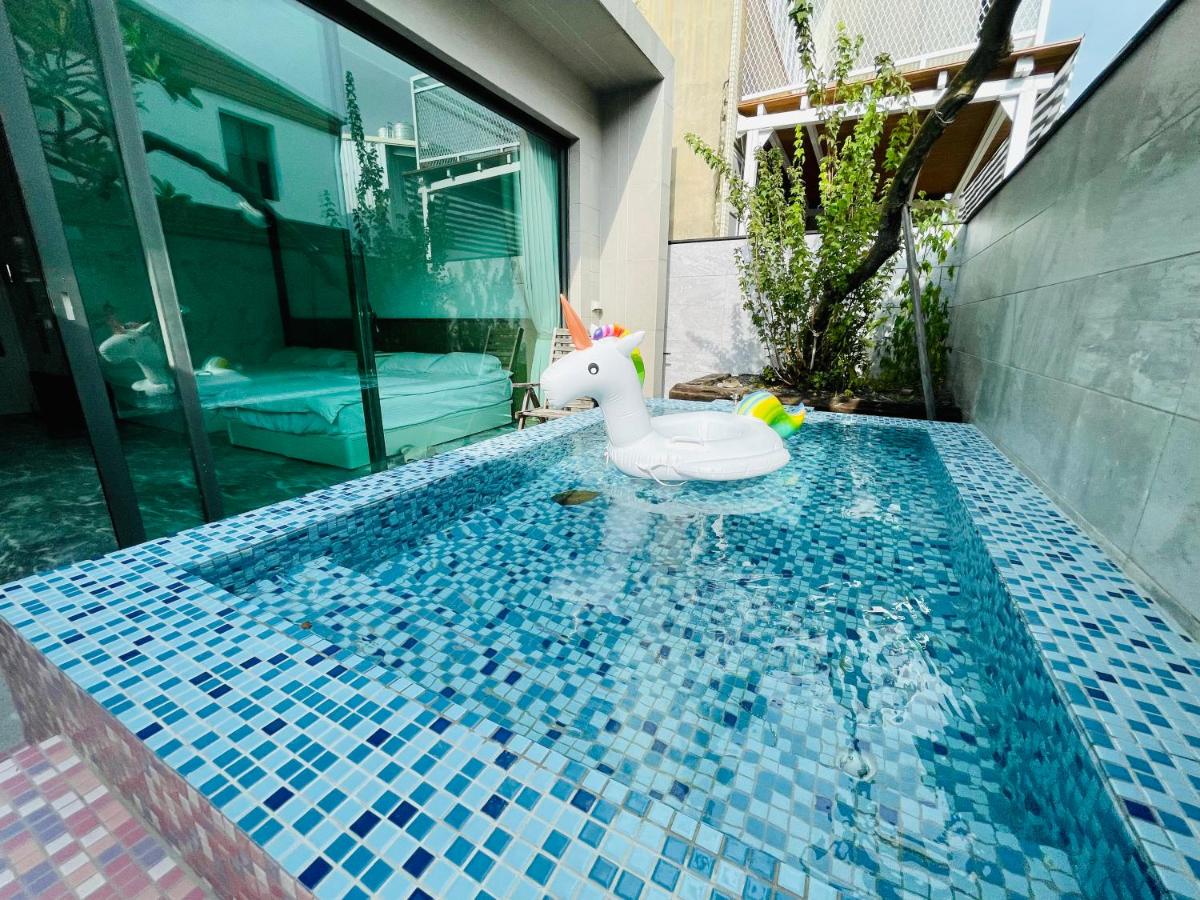 Fun Time 微旅-台南親子電梯Villa泳池包棟別墅 - Housity