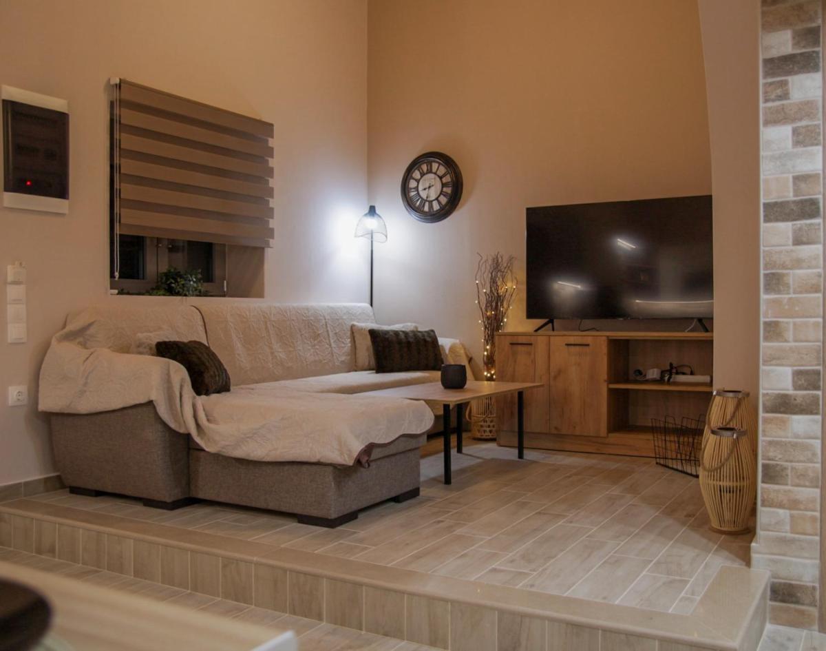 AFANDOU NANA'S HOUSE - Housity