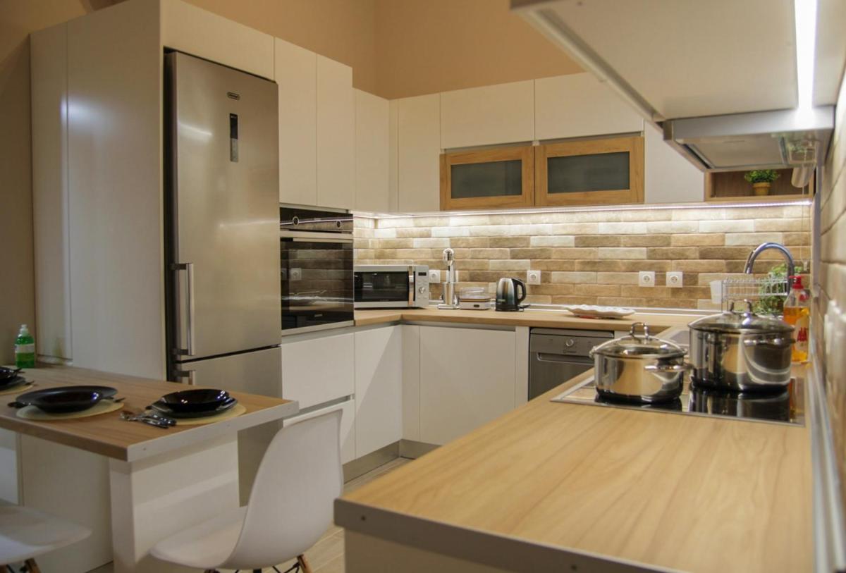 AFANDOU NANA'S HOUSE - Housity