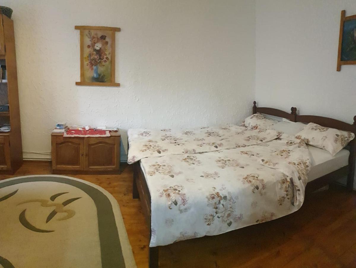 Garden View House - Housity