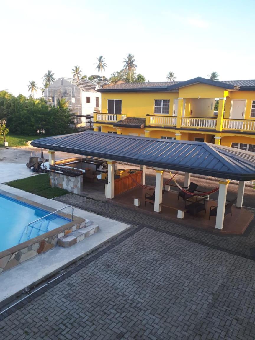 Piarco Village Suites - Housity