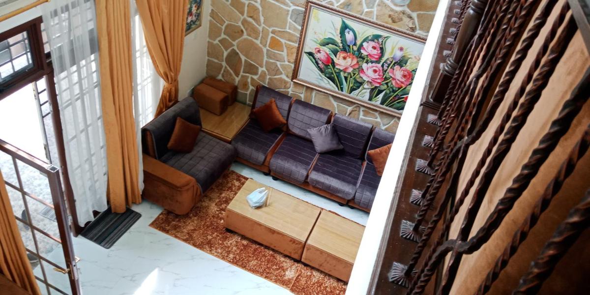 Vila Dalia Puncak Nb3-8 - Housity