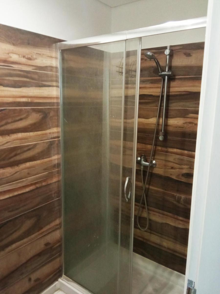 Suitetrails - NEX Hostel