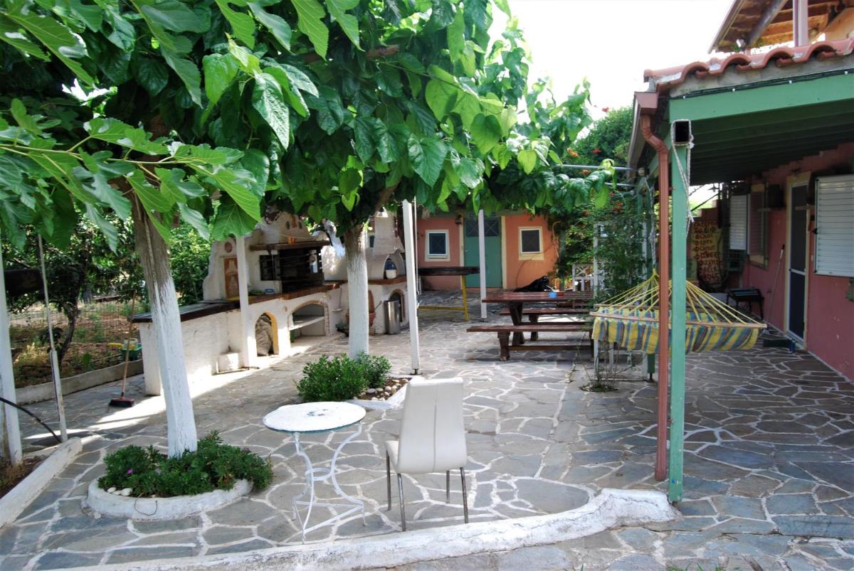 Strofilia Farm House, Kalogria! The Sea, The Forest, The Sun - Housity
