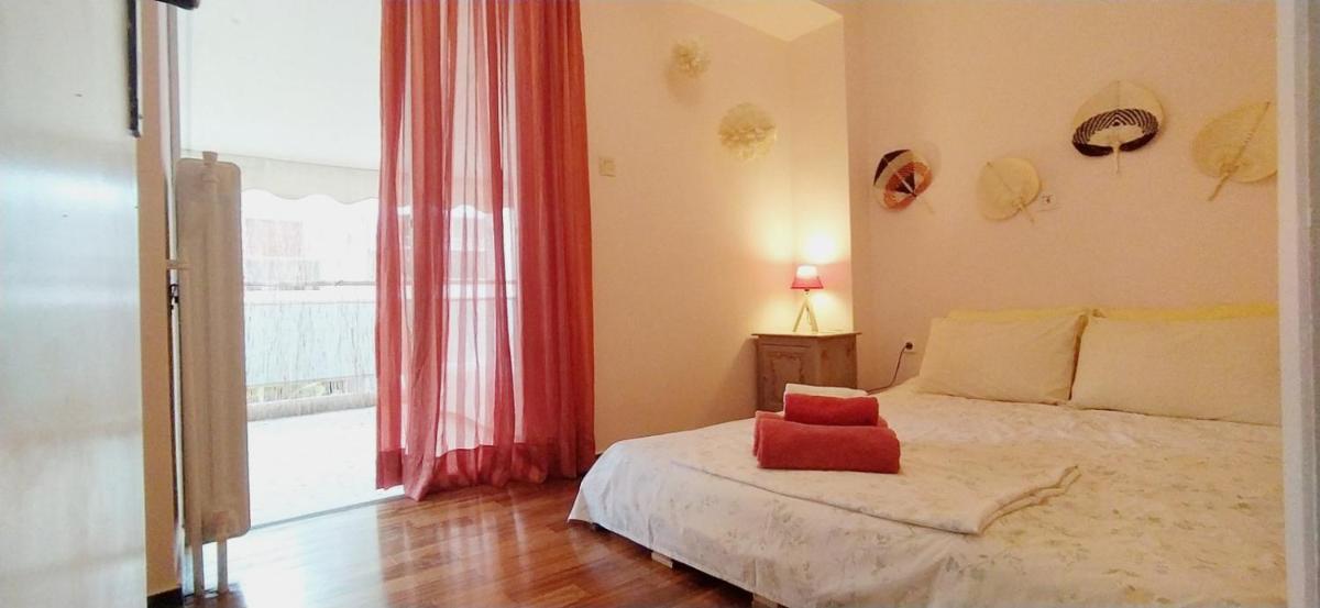 Experience the sweetest nest at Marina Zea - Housity