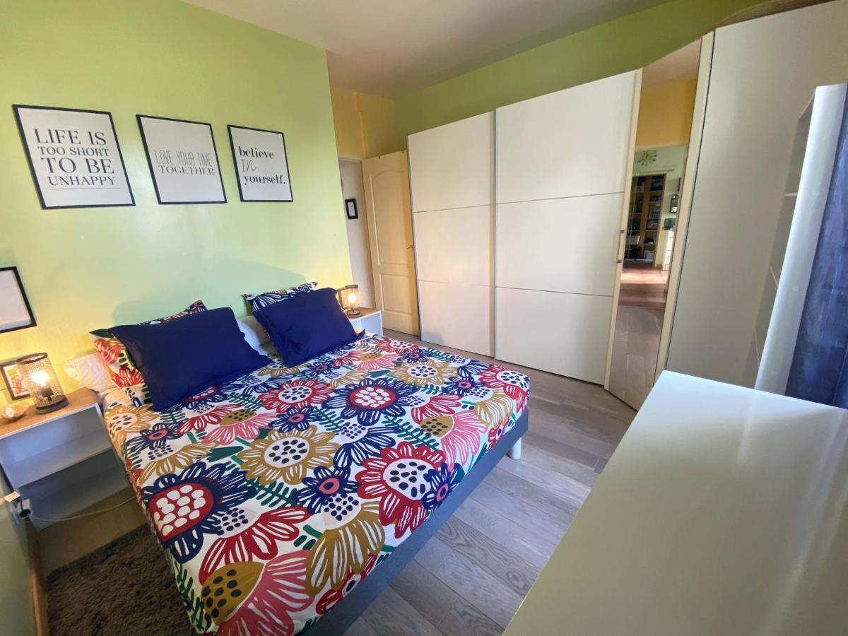 Maison chaleureuse avec grand jardin, 5 minutes à pied de la plage des sables blancs - Housity