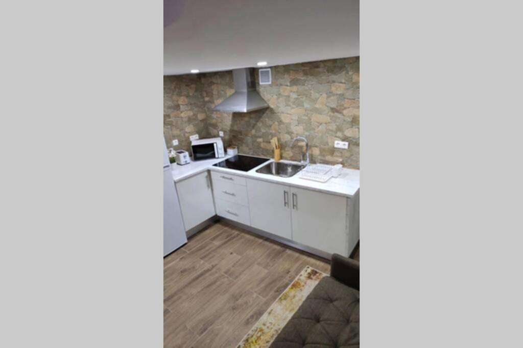 Cantinho D'aldeia - Casa Rural com Jacuzzi - Housity