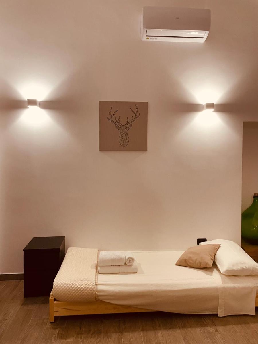 L’angolo delle bugie - Housity