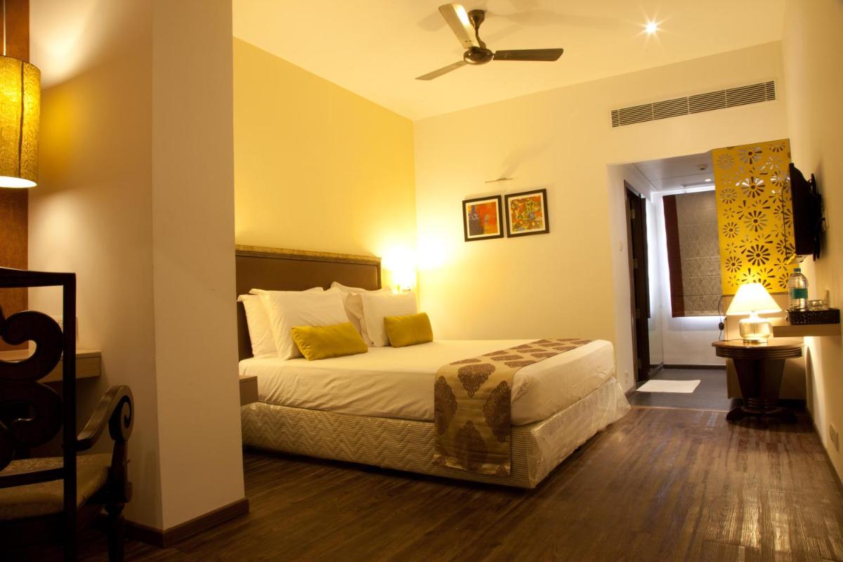Hotel Sabareesh Park - Housity