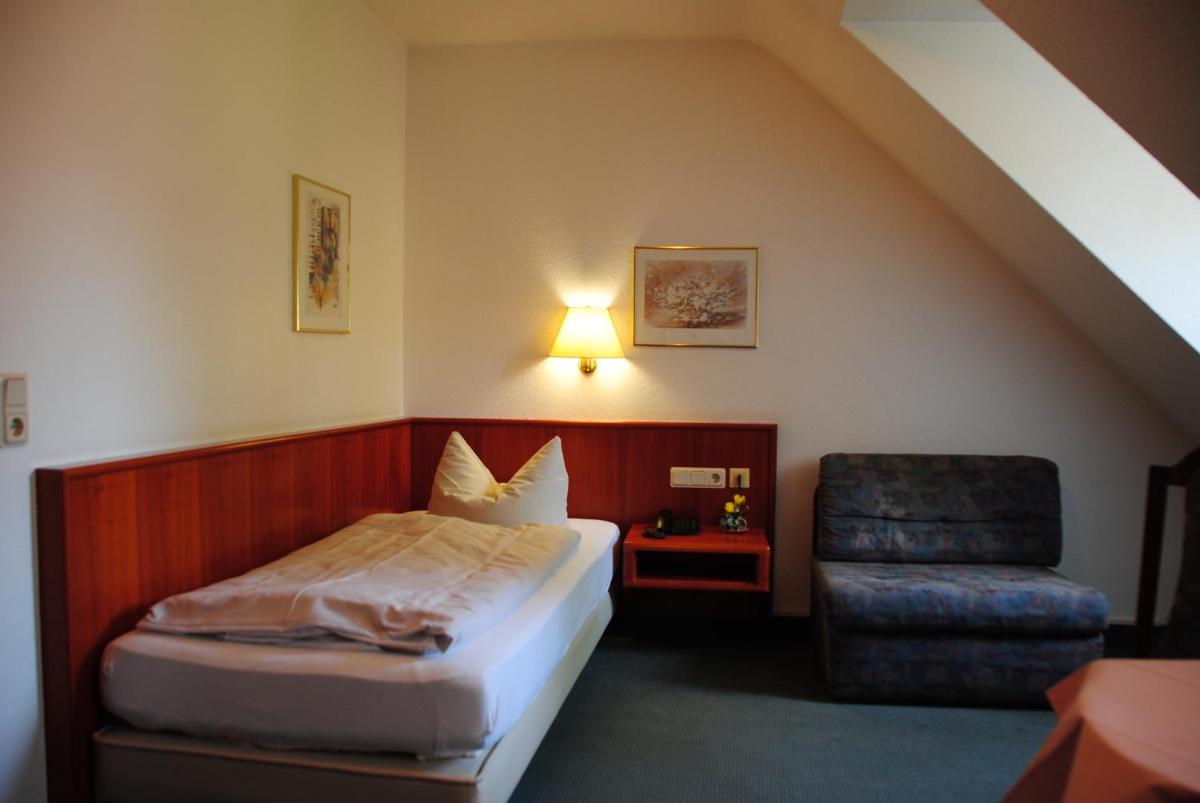 Hotel Kurfürst Garni - Housity