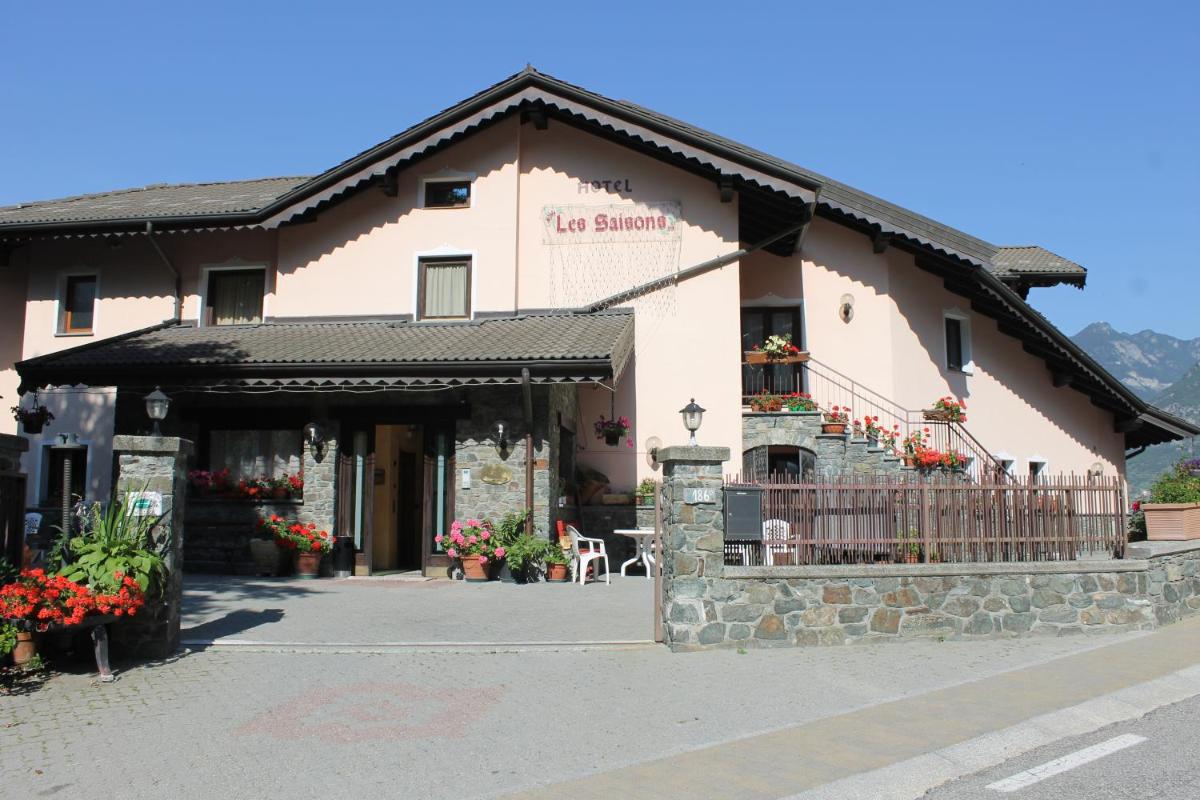 Hotel Les Saisons - Housity