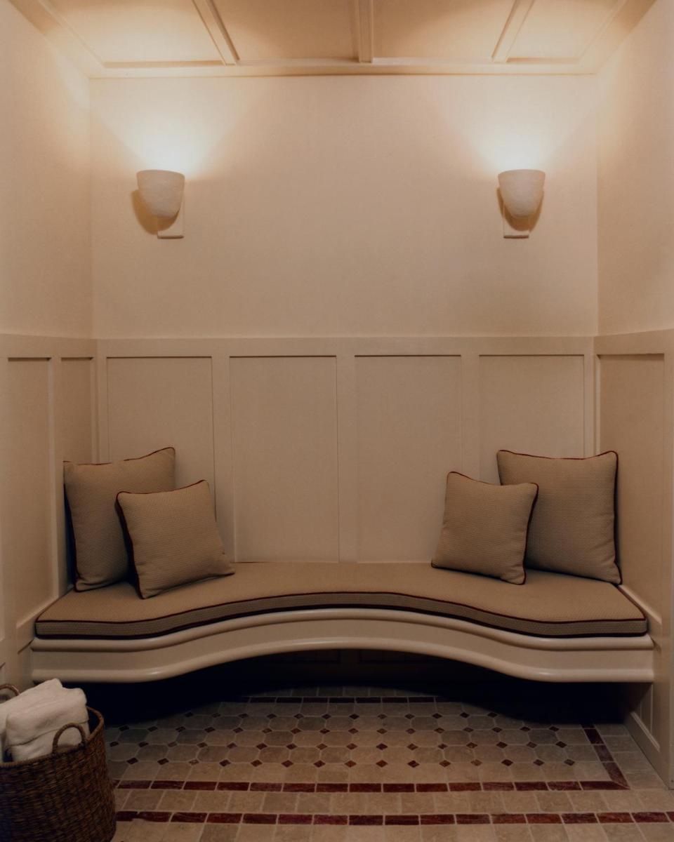 Coin salon dans l'établissement Château Voltaire